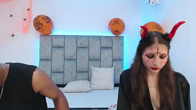 SweetAndSinful online show from 10/31/25, 03:40