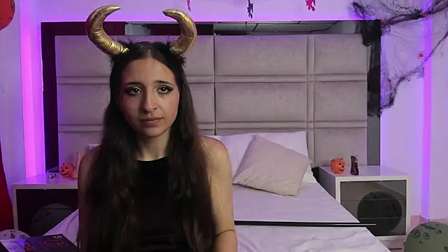 SweetAndSinful online show from 11/03/25, 03:19