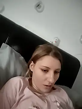 SandyCassie online show from 12/17/25, 10:32