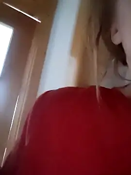 SandyCassie online show from 05/04/26, 07:48