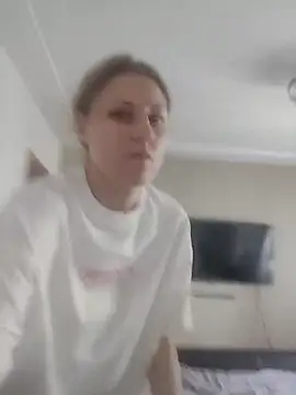 SandyCassie online show from 05/19/26, 08:20