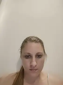 SandyCassie online show from 06/04/26, 06:36