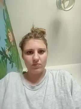 SandyCassie online show from 06/16/26, 09:23
