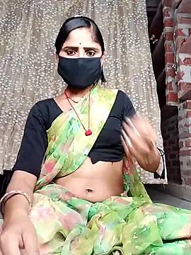 Snapshot of Rajni_chauhan chatting on 04/22/26, 04:41 Rajni chauhan online show from 04/22/26, 04:41