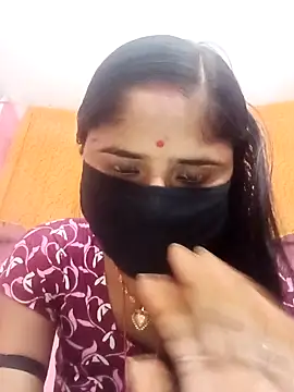 Snapshot of Rajni_chauhan chatting on 05/02/26, 04:12 Rajni chauhan online show from 05/02/26, 04:12