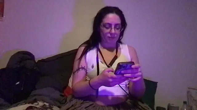 Snapshot of wet_alleycat chatting on 02/22/26, 04:35 wet alleycat online show from 02/22/26, 04:35