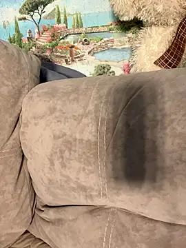 Snapshot of Curvy__Goddess chatting on 10/27/25, 05:11 Curvy Goddess online show from 10/27/25, 05:11