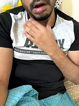 Handsome8677 online show from 11/18/25, 10:14