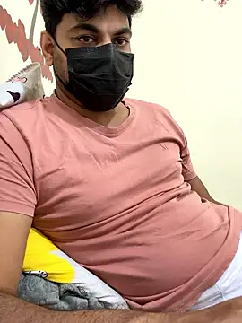 Snapshot of Handsome8677 chatting on 01/14/26, 09:37 Handsome8677 online show from 01/14/26, 09:37