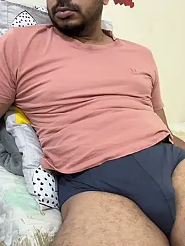 Snapshot of Handsome8677 chatting on 02/08/26, 07:56 Handsome8677 online show from 02/08/26, 07:56