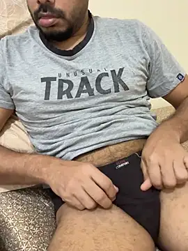 Snapshot of Handsome8677 chatting on 02/23/26, 07:28 Handsome8677 online show from 02/23/26, 07:28