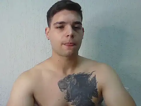 Snapshot of Zure-xxx chatting on 01/14/26, 05:07 Zure-xxx online show from 01/14/26, 05:07