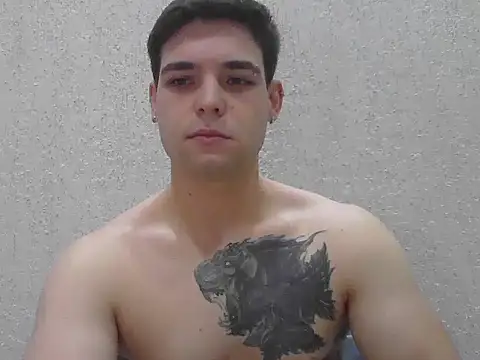 Snapshot of Zure-xxx chatting on 02/11/26, 11:54 Zure-xxx online show from 02/11/26, 11:54