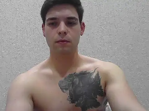 Snapshot of Zure-xxx chatting on 02/28/26, 09:21 Zure-xxx online show from 02/28/26, 09:21