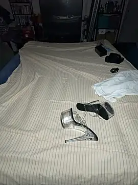 Snapshot of sissy_diorcd chatting on 11/29/25, 07:44 sissy diorcd online show from 11/29/25, 07:44