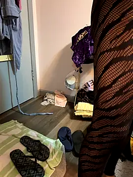 Snapshot of sissy_diorcd chatting on 11/30/25, 06:17 sissy diorcd online show from 11/30/25, 06:17