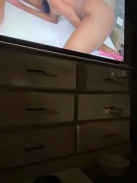 Snapshot of sissy_diorcd chatting on 03/23/26, 05:33 sissy diorcd online show from 03/23/26, 05:33