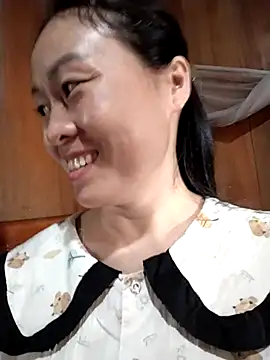 Spring-mky online show from 10/26/25, 03:56