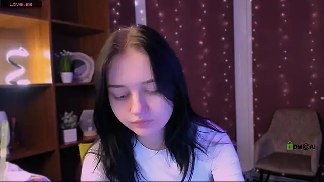 miki ti online show from 11/11/25, 06:02