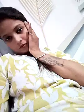 Anshika1431 online show from 10/24/25, 04:20