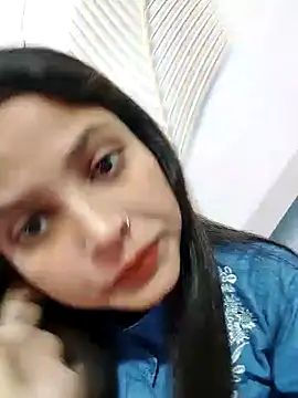 Anshika1431 online show from 11/11/25, 01:11