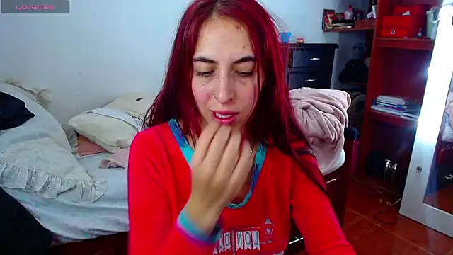 MariamGray1 online show from 02/15/26, 11:45