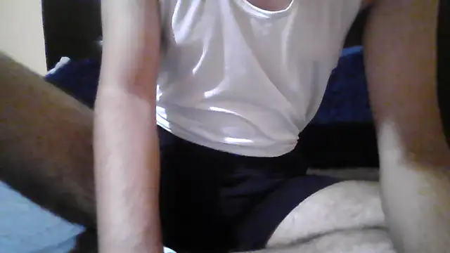 Snapshot of esmermoon chatting on 11/06/25, 11:59 esmermoon online show from 11/06/25, 11:59