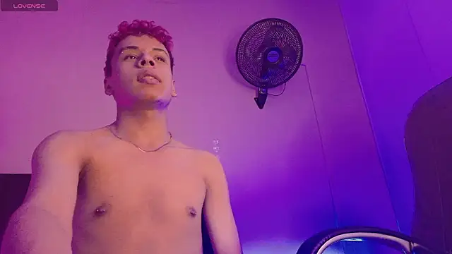 Xavier Fox    online show from 01/15/26, 05:23