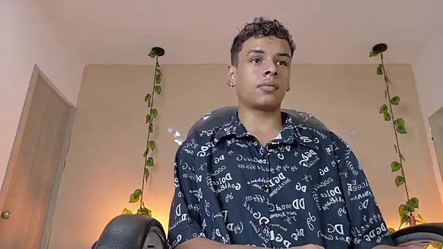 Xavier Fox    online show from 03/07/26, 08:06