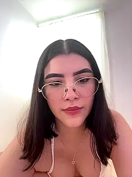 Julietalcl online show from 10/25/25, 09:09