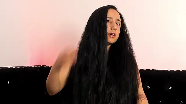 Samanta Fischer online show from 11/26/25, 11:11