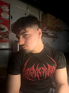 emir343475 online show from 10/18/25, 05:35