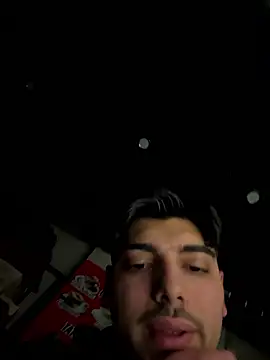 Snapshot of emir343475 chatting on 01/16/26, 07:40 emir343475 online show from 01/16/26, 07:40