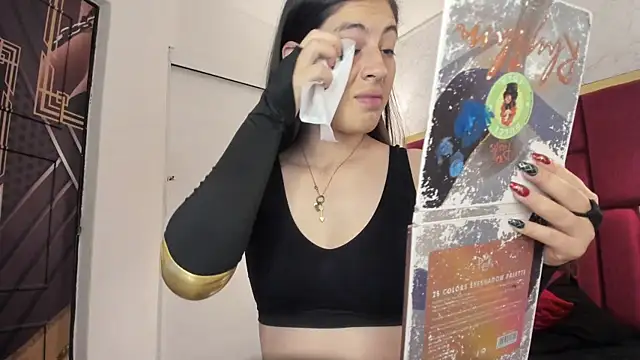 moon winy online show from 11/06/25, 11:33