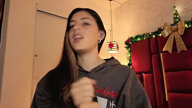 moon winy online show from 12/03/25, 11:41