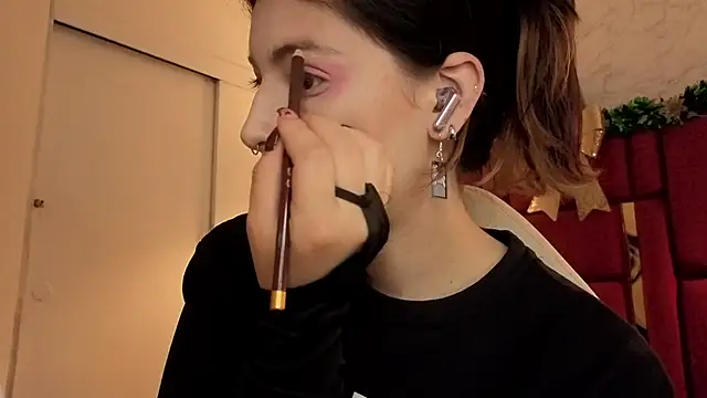 moon winy online show from 01/10/26, 12:18