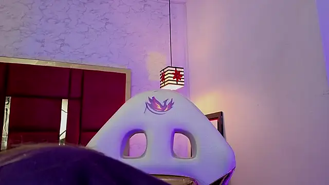 moon winy online show from 04/26/26, 11:41