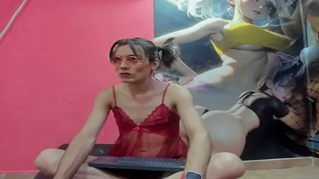 wild-cat-hot online show from 12/17/25, 03:29