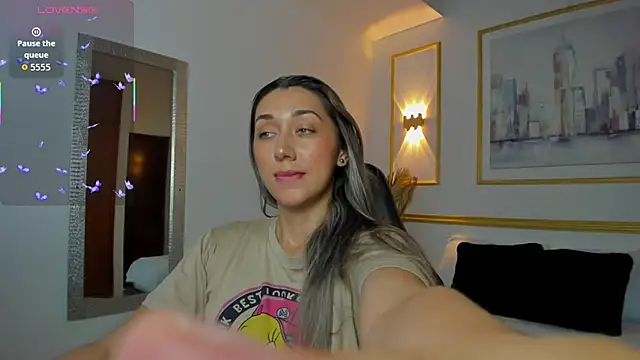 karlyy  online show from 12/05/25, 07:43