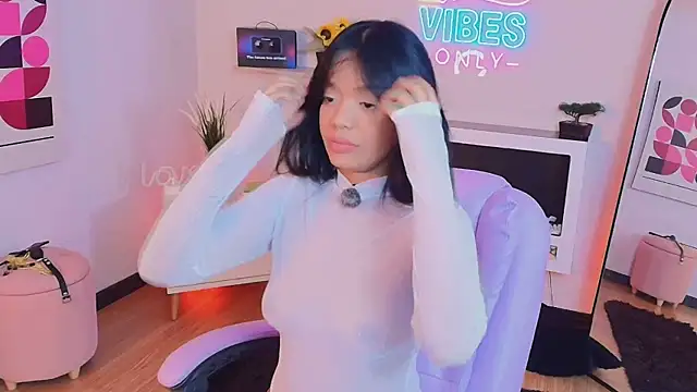 Snapshot of Miss_koko_ chatting on 08/03/26, 02:54 Miss koko online show from 08/03/26, 02:54