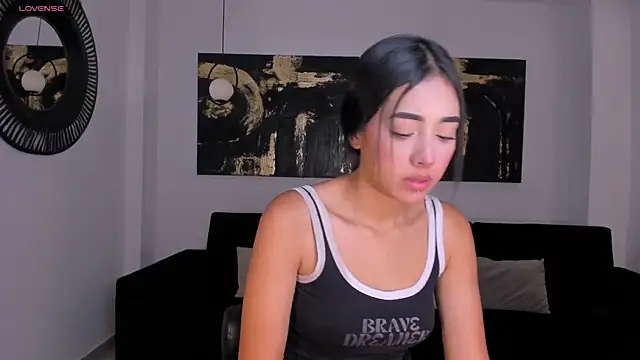 ScarlettBlaze  online show from 12/04/25, 12:25