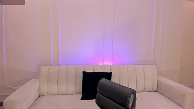 ScarlettBlaze  online show from 06/04/26, 12:11