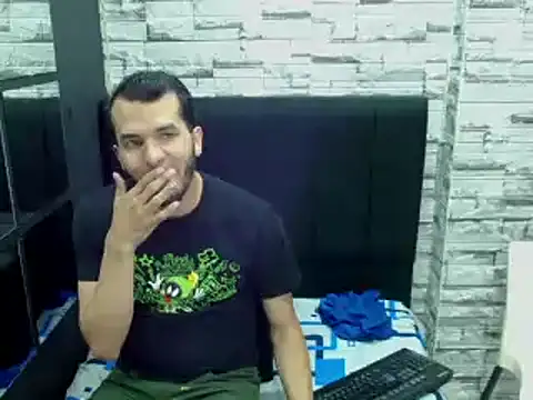 pether hairy online show from 10/26/25, 01:44