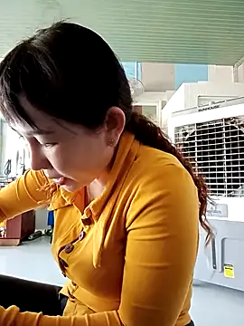 Ana-love2025 online show from 10/22/25, 02:56