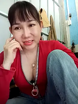Ana-love2025 online show from 11/17/25, 12:49