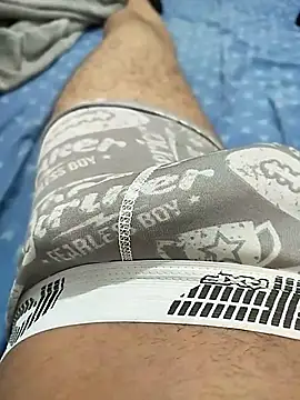 Snapshot of geovanii157 chatting on 11/24/25, 11:26 geovanii157 online show from 11/24/25, 11:26