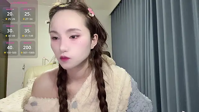 Momo-999 online show from 12/01/25, 12:21