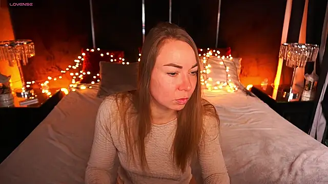 Snapshot of VixenMuse chatting on 02/26/26, 09:03 VixenMuse online show from 02/26/26, 09:03