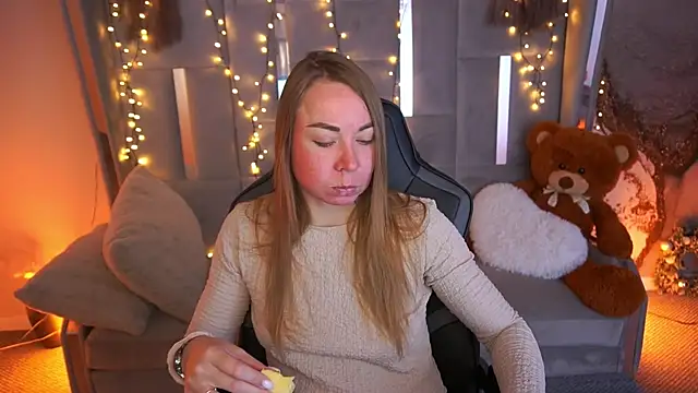 Snapshot of VixenMuse chatting on 03/21/26, 08:45 VixenMuse online show from 03/21/26, 08:45