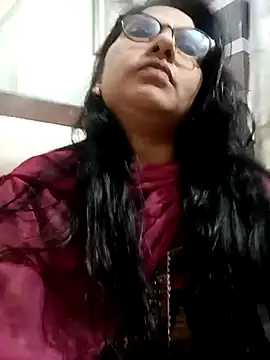 Snapshot of Vanshika1432 chatting on 10/28/25, 05:22 Vanshika1432 online show from 10/28/25, 05:22